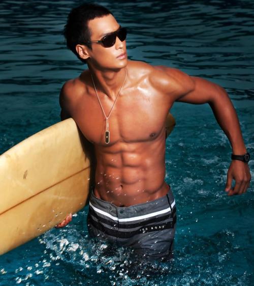 busankim:  2013 | Beach Hunk | Korea | Shin adult photos