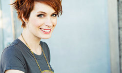 lifeinmisery:  076/100 pictures of Felicia Day 