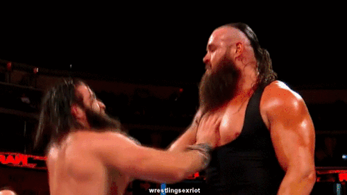 wrestlingsexriot:Pretty much what I wanna do to Braun’s pecs