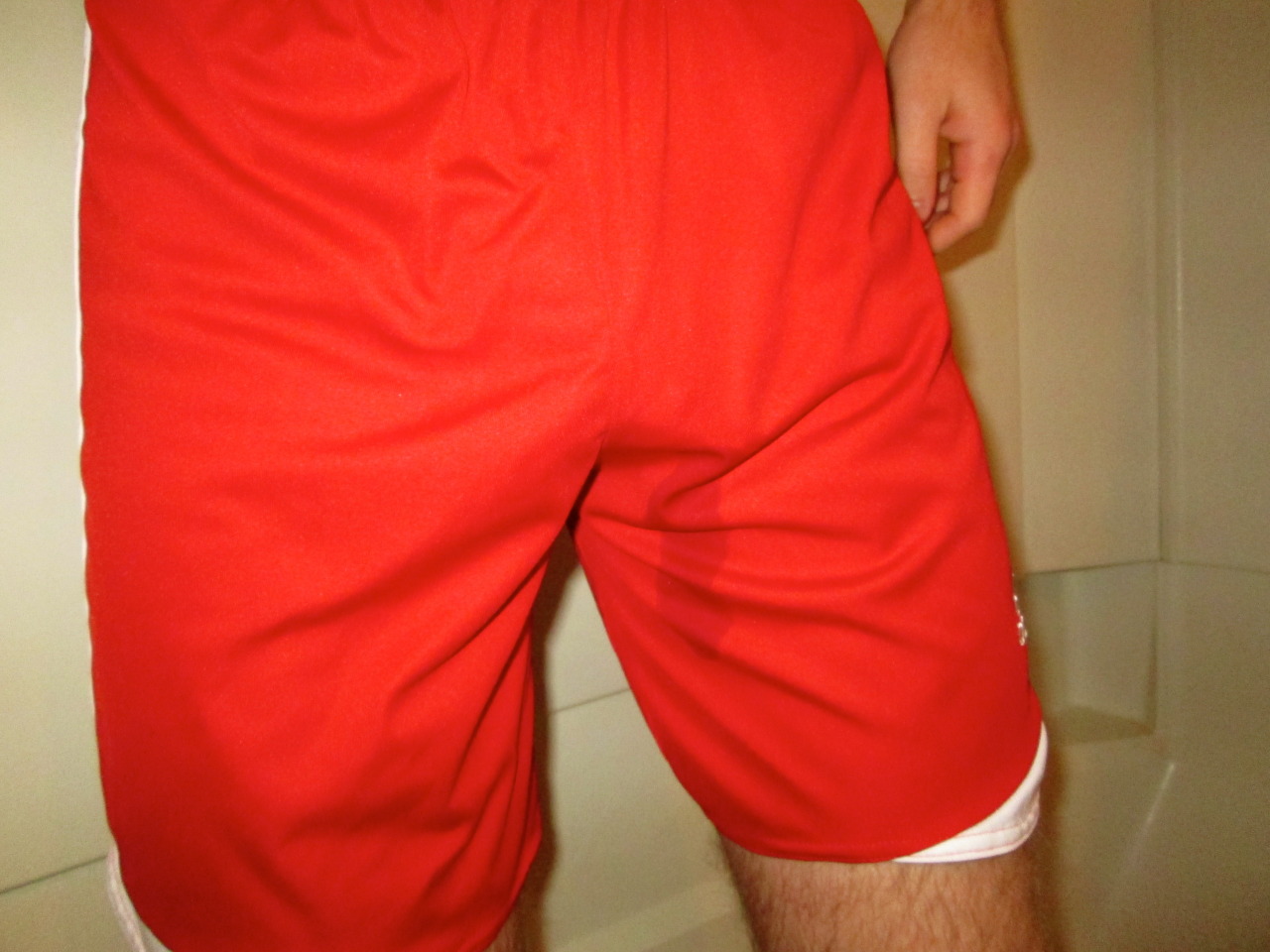 wetgayathlete:  pissed my red shorts and jockey underwear. 