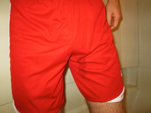 XXX wetgayathlete:  pissed my red shorts and photo