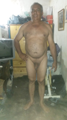 Southasiandaddies:  Mmmm….Love This Indian Daddy, His Body, His Cock And Specially