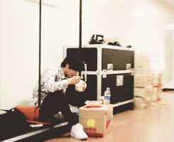eteru:  7/∞ reasons to love Kim myungsoo → his eating is the most precious thing