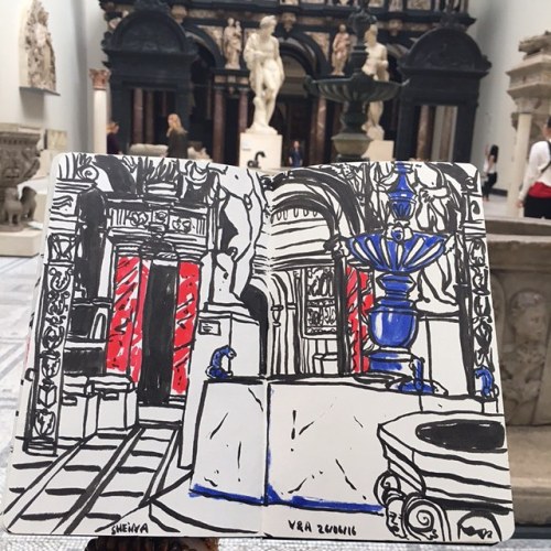 A little #sketch at the @vamuseum in London #art #sketchbook #drawing #drawn #moleskine #museum (à V