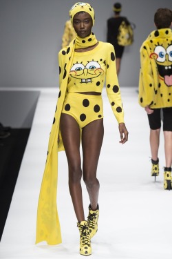 hautekills:  Moschino f/w 2014  true