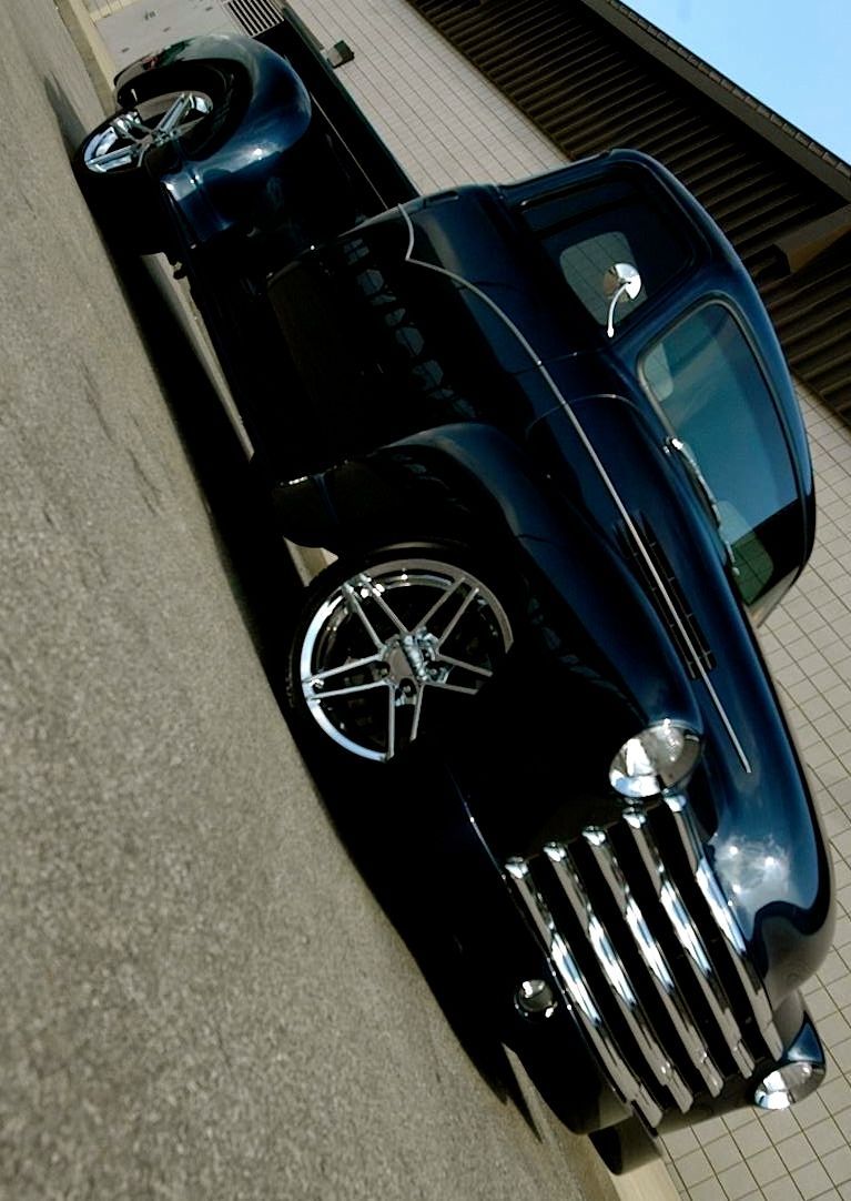 girls-n-cars:   &gt; &gt; girls-n-cars &lt; &lt;  
