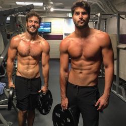 csb0612:  nickbatemanfan:  @nick__bateman: Canadians back at it 💀@_joeweir_  FOR HOT MUSCULE HUNKS - FOLLOW ME http://csb0612.tumblr.com/archive