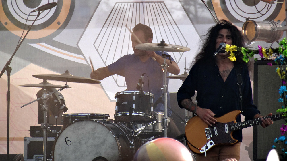 tearinmyheart:  Brand New at Bunbury Music Festival 