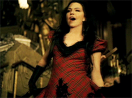 throwbackblr:  Evanescence - Call Me When You’re Sober   (2006)