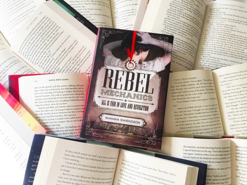 inkdusted: Book Photo Challenge | July | Underrated Read