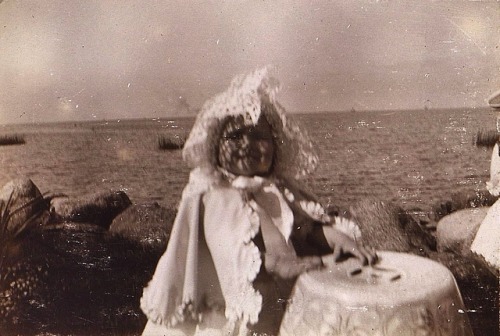 Empress Alexandra Fyodorovna and her first tow babies, Grand Duchesses Olga and Tatiana