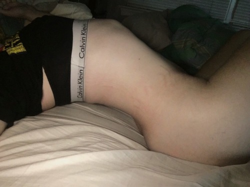 otto-rocket:  //12:12 AM// adult photos