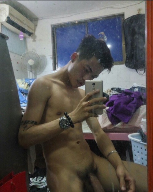 sokeakhat: novemberhr1993: Slim but super hot  Ke pit men real pic