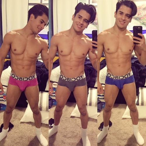 team-white-socks:@armondrizzoxxx on Twitter - follow that hottie!