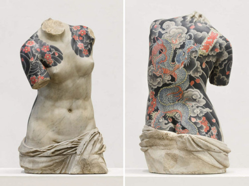 taishou-kun: Japanesque! Fabio Viale is Turin based marble sculptor making classical sculptures tatt