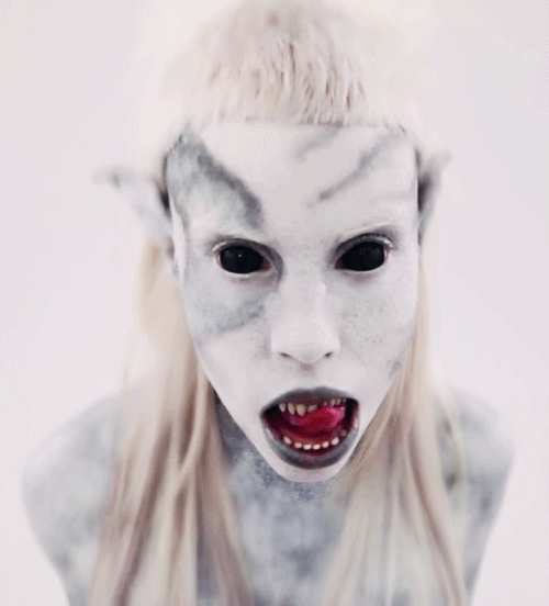 satanicparadise:  Die Antwoordhttp://satanicparadise.tumblr.com/Source video: http://q.gs/9707483/dieantwoordDownload