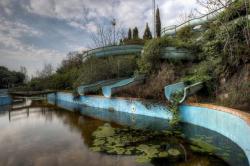 abandonedandurbex: The slides of an abandoned water park [1600 x 1063] Source: https://openpics.aerobatic.io/ 