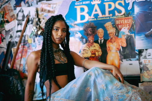 robynhoodscloset: Well friends, here are more photos from my shoot for the Galore Magazine feature! 