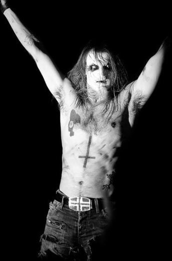 unbridled-at-dusk:  Hoest - Taake