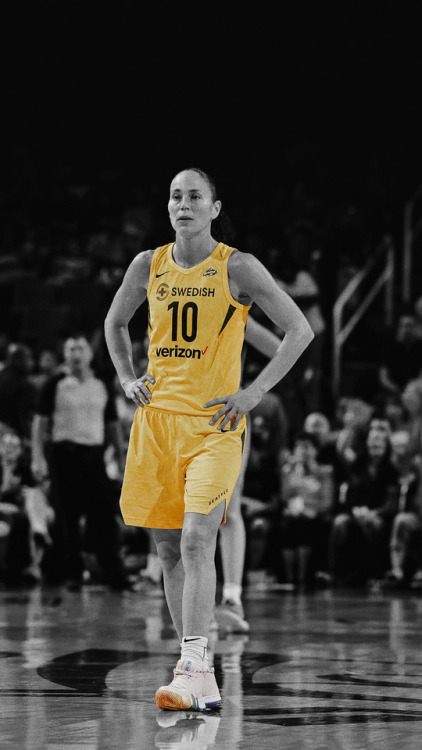 [requested] Sue Bird Lockscreenslike/reblog if you save/use