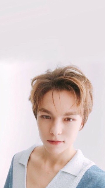 Seventeen Vernon lockscreen
