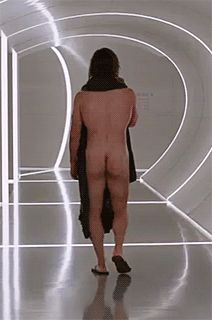 notdbd: Chris Pratt and his butt in Passengers.  Ναι