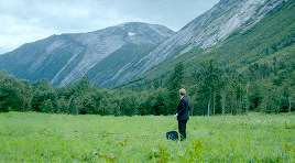 ramimxleks: Isn’t it strange, to create something that hates you?- Ex Machina (2015) dir. Alex Garla
