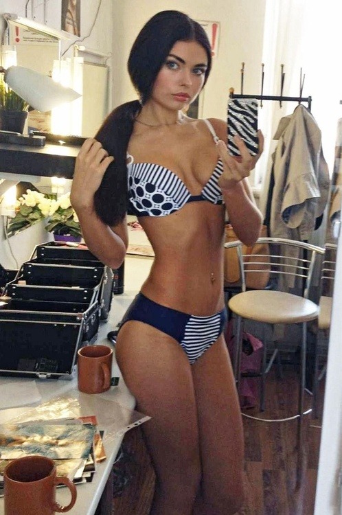 beautifulandextremesexy:  Beautiful!