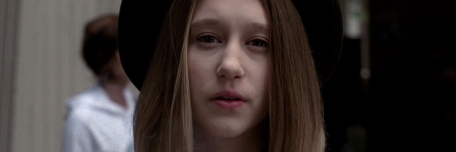 twiseriest:  Murder House - Pilot.  like this post if you use/save and credit on twitter. by stanbiebber   