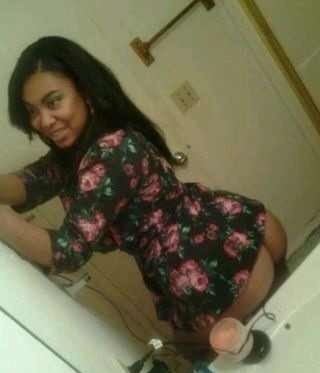 curtflirt509:  Yes I love selfies!!!