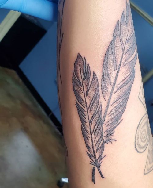 <p>Feathers done Tuesday at Revved Up in Castleton.  Thanks for your trust! <br/>
.<br/>
#ladytattooer #thephoenix #copperphoenix #blackandgray #blackandgrey #waverlycolorco #shelbyvilleindiana #indianapolistattoo #indylocal #do317 #circlecity #feathertattoo #feathers #artistsoninstagram #artistsofinstagram #supportlocal  (at Shelbyville, Indiana)<br/>
<a href="https://www.instagram.com/p/CFxpoieg0lZ/?igshid=63cglvxddcmw">https://www.instagram.com/p/CFxpoieg0lZ/?igshid=63cglvxddcmw</a></p>