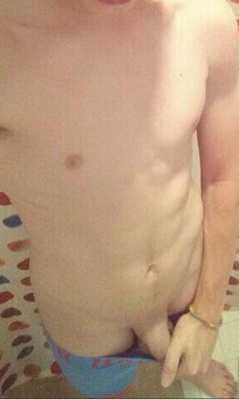 fuck-yeah-male-celebs:  Nash Grier?
