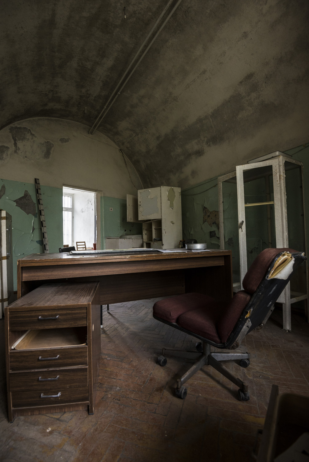 yuriorbital:  Walls that saw too much Abandoned Soviet Prison Opened in the 1840