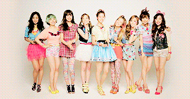 femaleidols:  ot9 for anon 