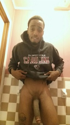 seacrit14:  dcnupe:  texaslove2013:  debonairgotjuice:  He’s bae, daddy &amp; hubby🍆😍💍  Follow me: http://texaslove2013.tumblr.comThanks to all of my 34,000+ followers!!! 🍆🍆🍆🍆  💘  Damn!!!  Who is he