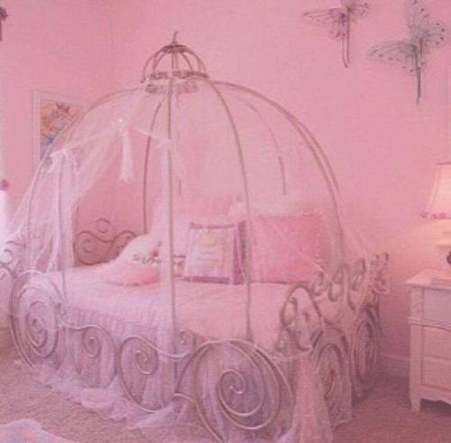 thinking-kawaii: I can’t wait to have my own perfect little space