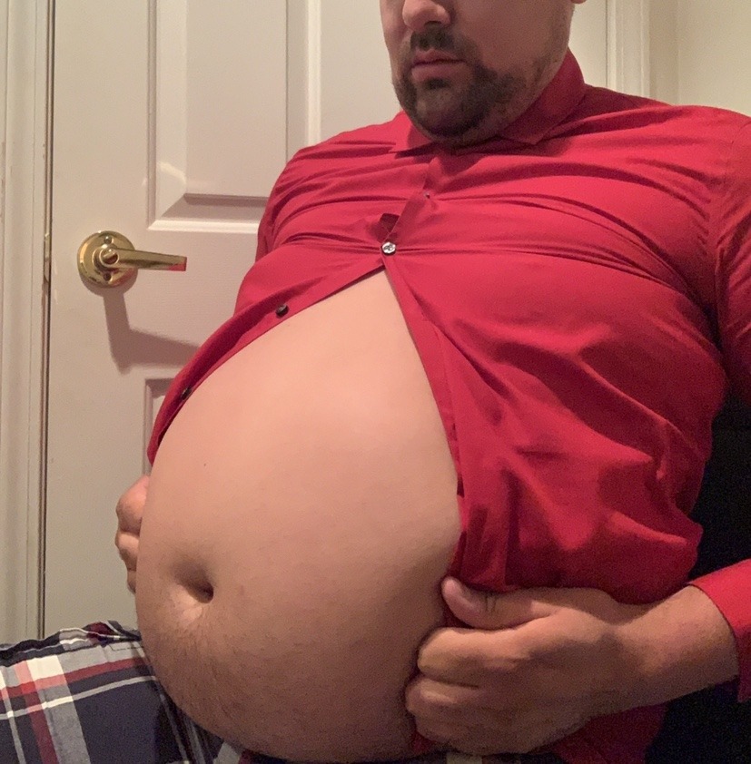 lardgerthanlife:  Thick Thursday: Reached a new record high of 315 lbs/145 kg. I’m