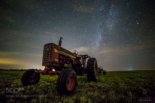 Black Moon by AaronGroen