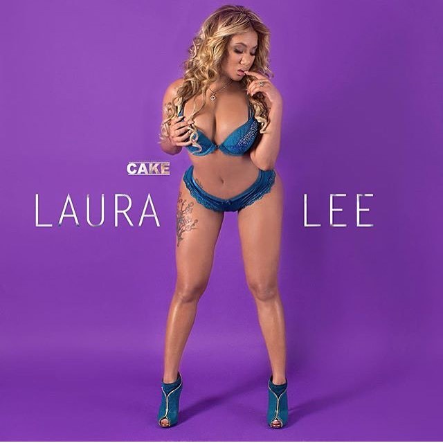 thecakemagazine:  Link in bio Watch @ms_lauralee  Cake video for @thecakemagazine