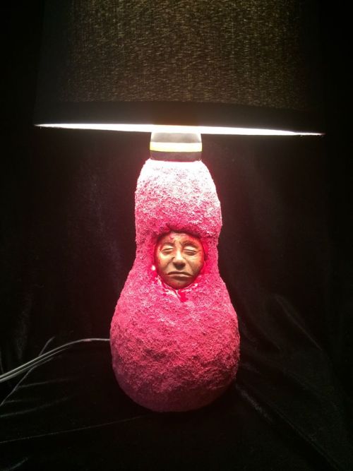 horroroftruant:  Check out this frighteningly awesome Killer Klowns From Outer Space lamp from Homemade Horror!  Gabe LaPeer is a sculptor/ graphic designer/ illustrator with a love of “Genre” films. Homemade Horror is a place to showcase some of