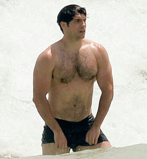 celebrityboyfriend: Henry Cavill & his SUPER Bod at Miami Beach Jfpb