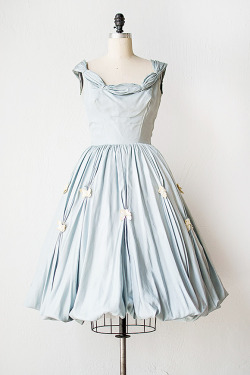 judyinlove:  1950s Dresses. 