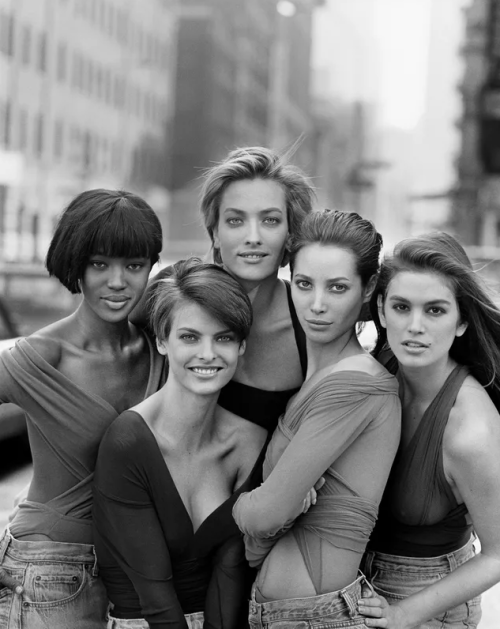 kate-jam-and-diamonds:  Naomi Campbell, Linda Evangelista, Tatjana Patitz, Christy Turlington &amp; Cindy Crawford by Peter Lindbergh, 1990