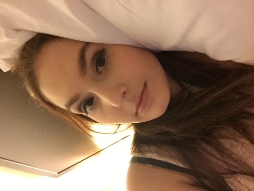 I don’t know why tumblr is posting these like this but I look good so