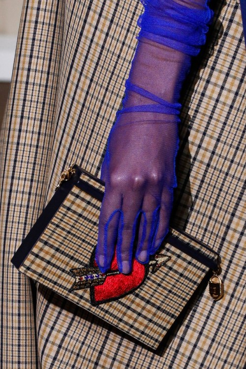 midnight-charm:Schiaparelli Couture Fall / Winter 2017