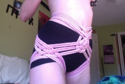 pervykitty:  Playing around with rope from