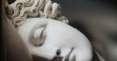 debris-de-reves:The Sleep of Endymion by Antonio Canova .