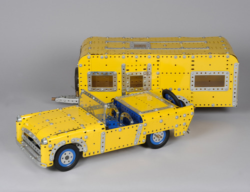 Meccano model, convertible with caravan, around 1920. Tin toy. © Griebel Collection, Photo: Jürgen H