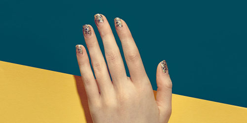 Paintbox NY Paintbox is a high-design nail studio founded by Eleanor Langston, a veteran magazine be