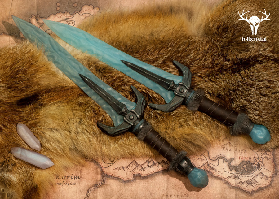 otlgaming:  Skyrim Replica Weapons &amp; Armor - Created by Folkenstal These